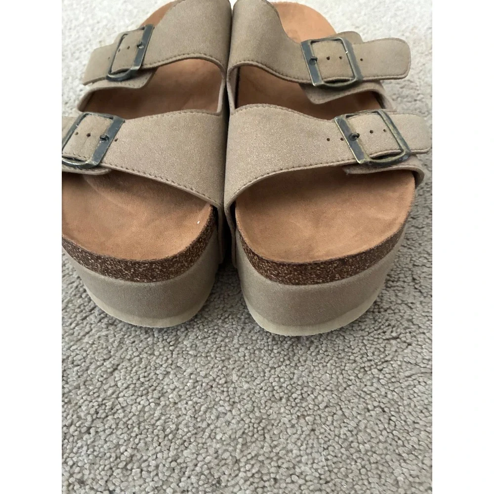 Dirty Laundry Platform Sandals Womens 9 Tan Double Buckle Suede Wedge Slides